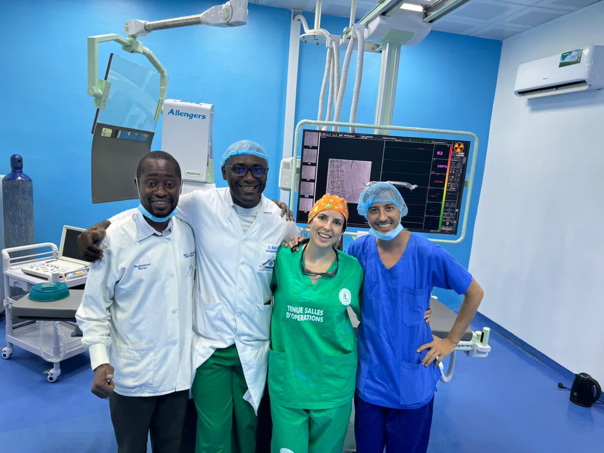 Hôpital Laquintinie de Douala tweet media