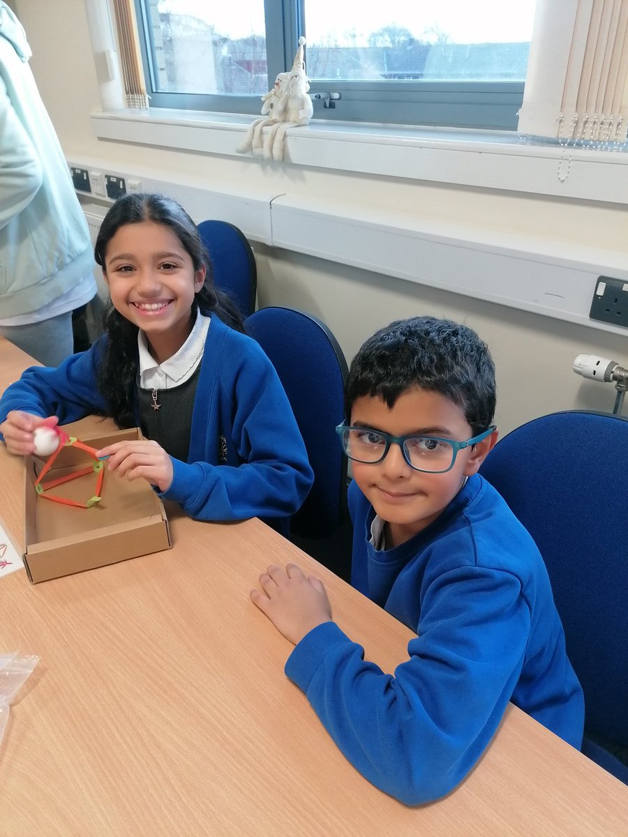 Year 5 Sunning Hill tweet media