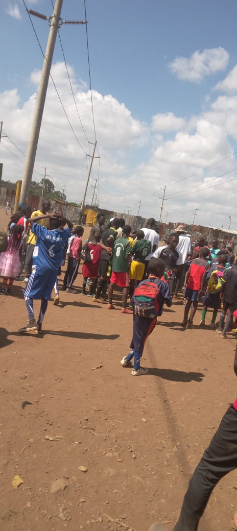 nabwanamichael's tweet photo. The Dandora football tournament was a game-changer! Mosaic YAB members shared PrEP and HIV prevention knowledge, empowering the community to stay safe.
#CHEZASAFENAPREP #HIVPREVENTIONSTRATEGIES #worldaidsday
 @MaonoAfrica @LVCTke @one2oneKE @nsdcc_kenya @ahfkenya @UNAIDS_Kenya https://t.co/a2axYvvpEU