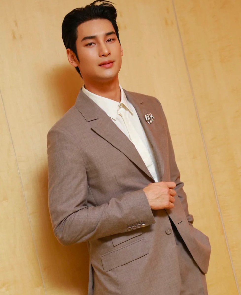 <a href="/VIERRECO/">𝗩𝗜𝗘𝗥𝗥𝗘 𝗖𝗢.</a> ️️ ️️
I’m here for Vierre! 🫶🏼

️️ ️️