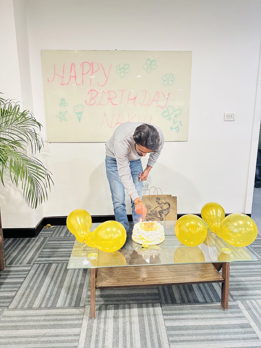 AllHeartWeb's tweet photo. Celebrating Nakul’s Day 🎉🎂
To the heart of our team, happiest of birthdays, Nakul! 💖 Here’s to more success, smiles, and shared moments with All Heart Web!
#HappyBirthday #TeamLove #Nakul #NakulBirthday #AllHeartWeb #birthdaycelebration https://t.co/L8tTOsAzSJ