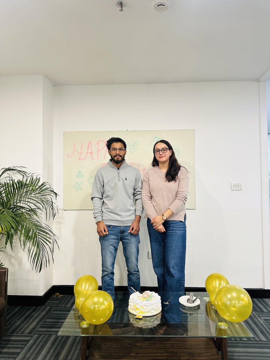 AllHeartWeb's tweet photo. Celebrating Nakul’s Day 🎉🎂
To the heart of our team, happiest of birthdays, Nakul! 💖 Here’s to more success, smiles, and shared moments with All Heart Web!
#HappyBirthday #TeamLove #Nakul #NakulBirthday #AllHeartWeb #birthdaycelebration https://t.co/L8tTOsAzSJ