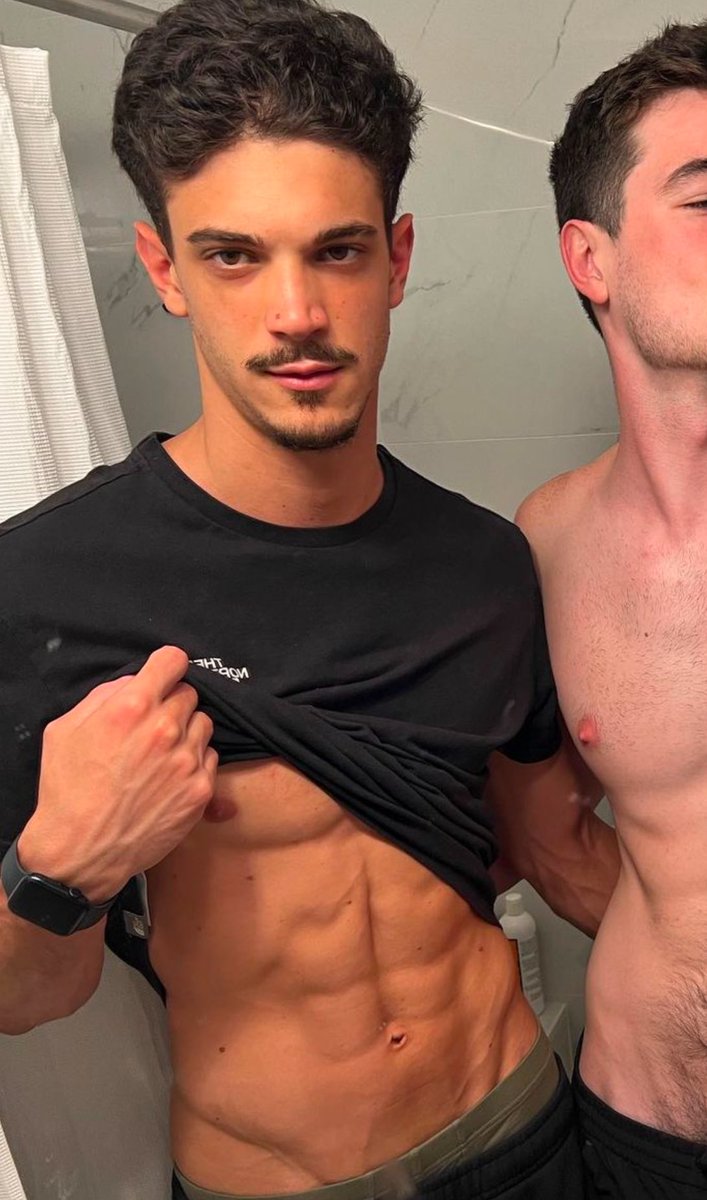 soulnera9's tweet photo. Chef Marco is so sexy 🥰 https://t.co/3x43h02Jm1
