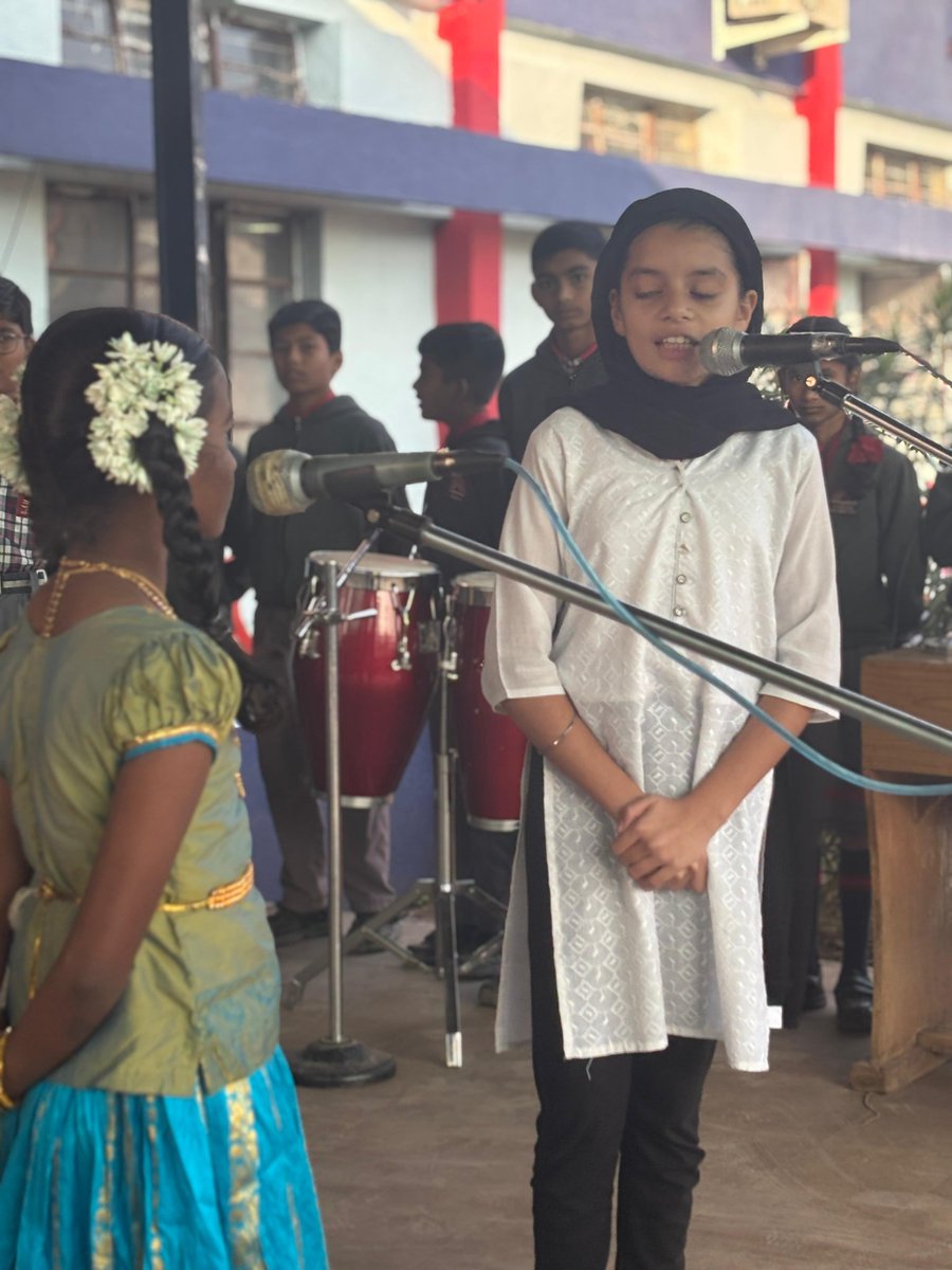 kvmirc2's tweet photo. Bhartiya Bhasha Utsava celebration going on in Vidyalaya.  #Bhartiya_Bhasha_Utsava #Unity_In_Diversity @KvsMumbai @EduMinOfIndia  @KVS_HQ @praveenkvyadav https://t.co/5A25gNDrPy
