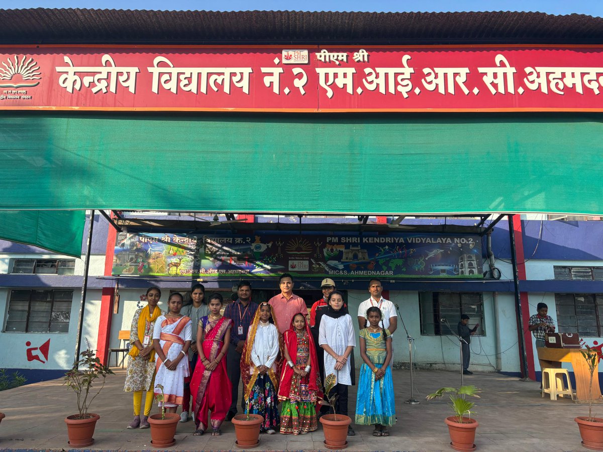 kvmirc2's tweet photo. Bhartiya Bhasha Utsava celebration going on in Vidyalaya.  #Bhartiya_Bhasha_Utsava #Unity_In_Diversity @KvsMumbai @EduMinOfIndia  @KVS_HQ @praveenkvyadav https://t.co/5A25gNDrPy
