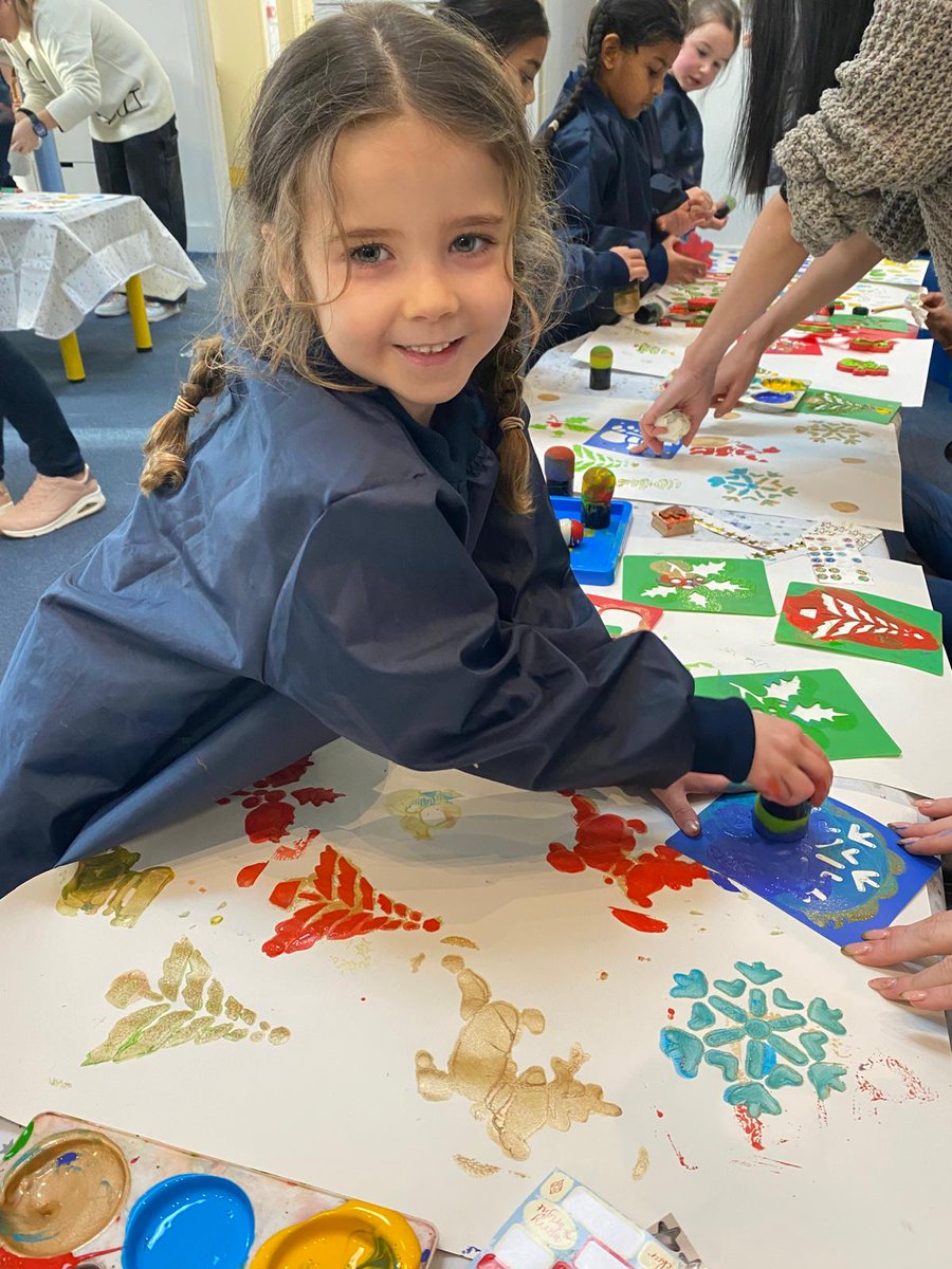 Handcross Park tweet media