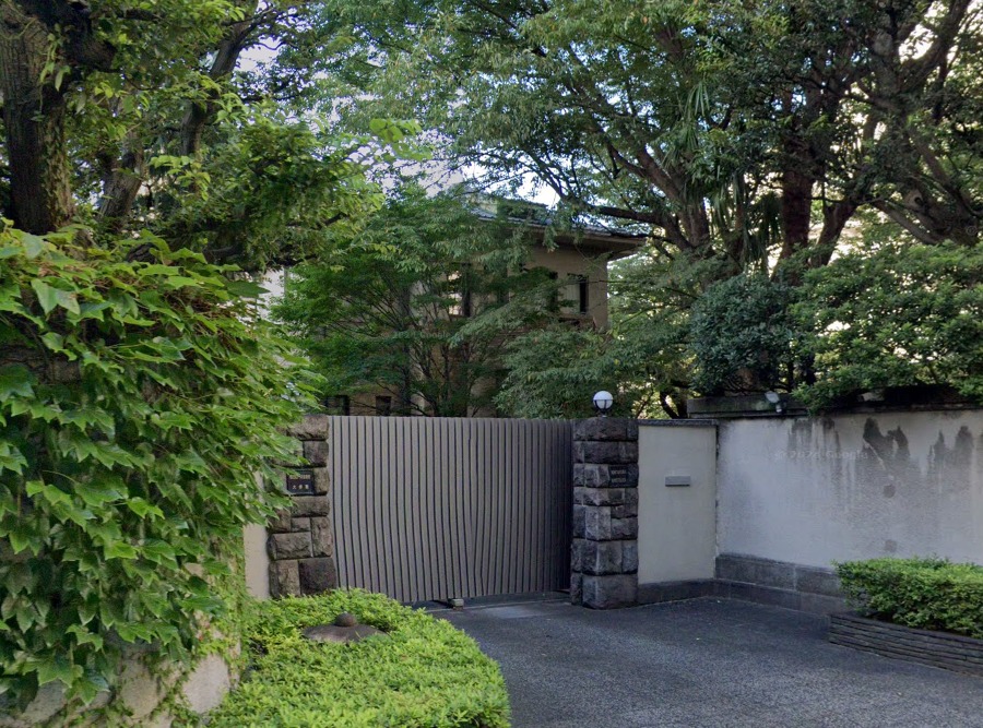 何故歴史的な建築を保全しない？何故どこでもマンションを作りたがる