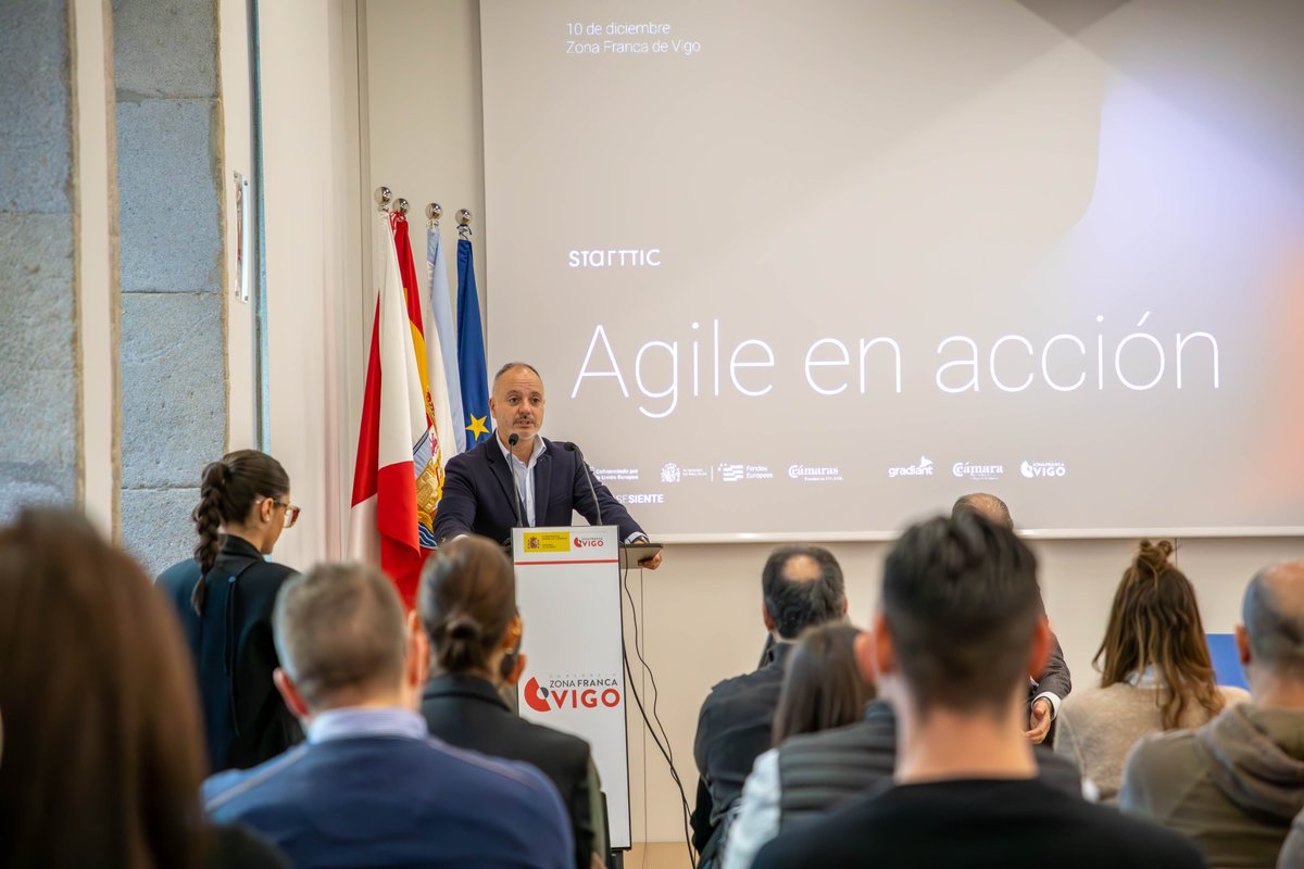 zonafrancavigo's tweet photo. Hoy en el Consorcio realizamos la primera actividad de la incubadora de Alta Tecnología #STARTTIC, impulsada por #ZFV, @Gradiant y @camarapvv. La experta internacional Norma Acevedo compartió con nosotros la metodología #AGILE a través del #WORKSHOP 📈
#EUROPASESIENTE #FONDOSEU https://t.co/VJEZDEU3pU