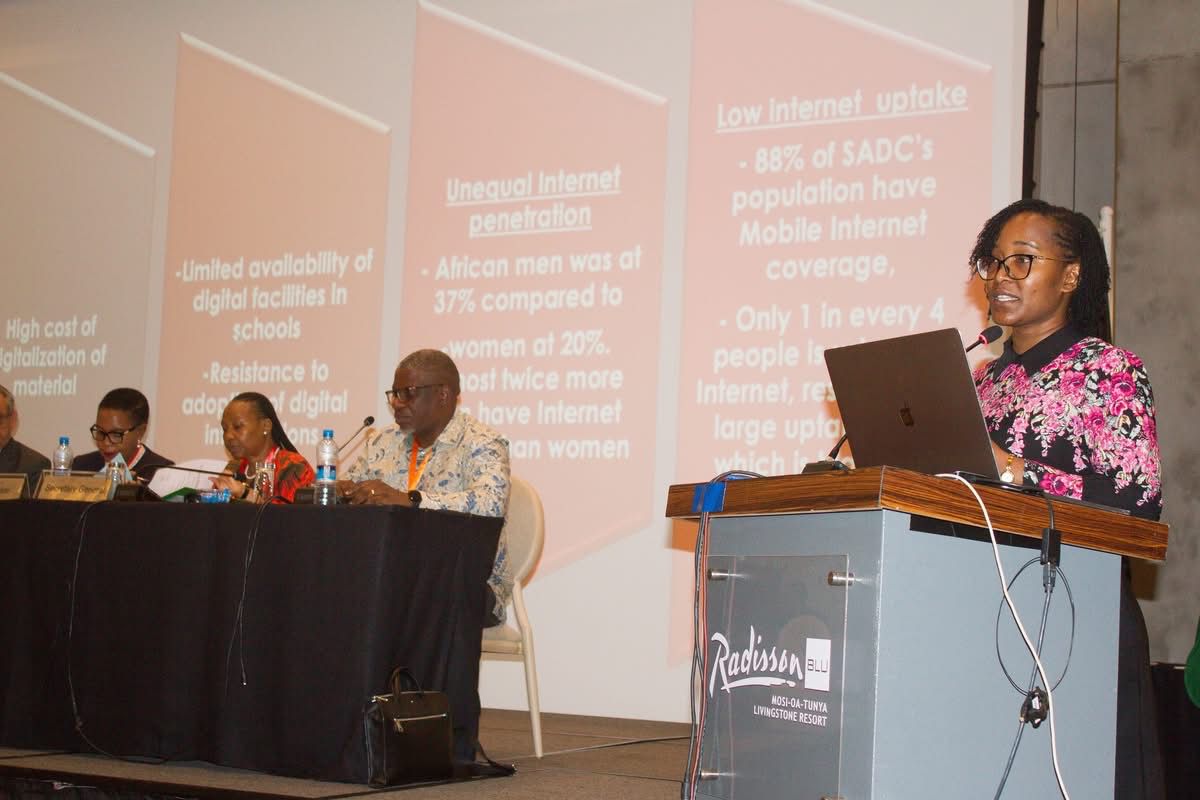 Repssi_HQ tweet media