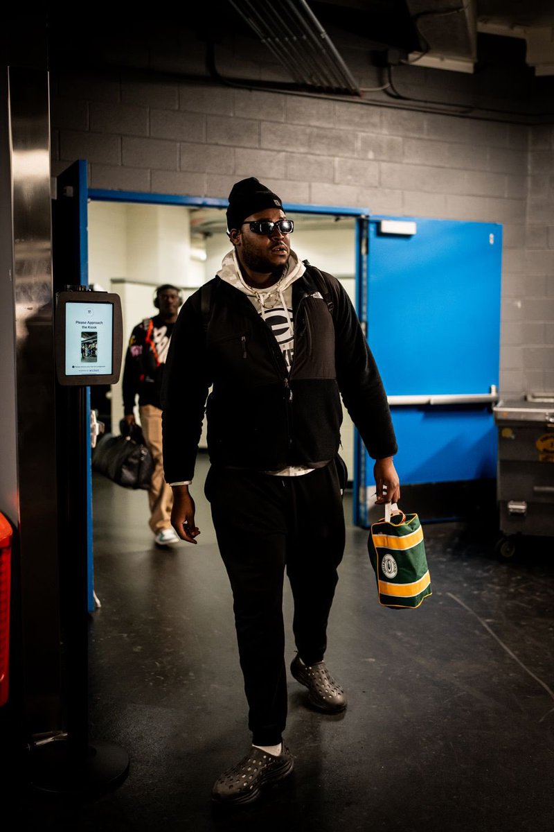 Telly Telfort tweet media