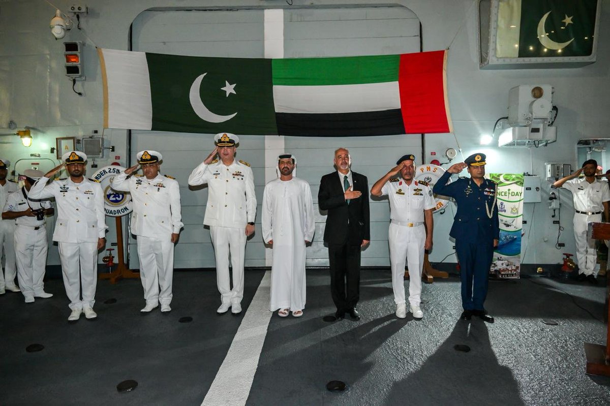 Defence_IDA's tweet image. PNS SHAMSHEER Overseas Deployment Highlights:
🇦🇪 Exercises with UAE Navy &amp;amp; Royal Navy (HMS Lancaster).

Port Visit in UAE: Strengthening diplomacy, welcoming foreign dignitaries &amp;amp; Pakistani community.

Conducted Boarding Ops &amp;amp; Anti-Narco Ops in the Indian Ocean.
 #GlobalPresence
