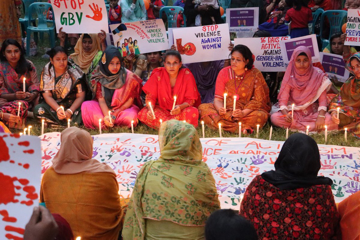 Awaj_fdn's tweet photo. On this #16DaysOfActivism2024, let's stand together and promise to build a safer harassment free world where women and girls are protected. 🧡
#NoGBV #RatifyIlOC190
@FJS @Laudes_Fdn @SolidarityCntr https://t.co/eDNfLOzSZg