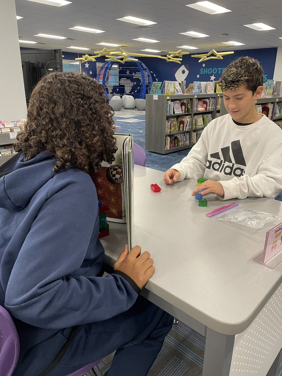 MrsMarsh4th's tweet image. It’s #HourOfCode week at @CFBRainwater! My students had the best time with unplugged coding in the library! @nicgreenleaf @CFBISD