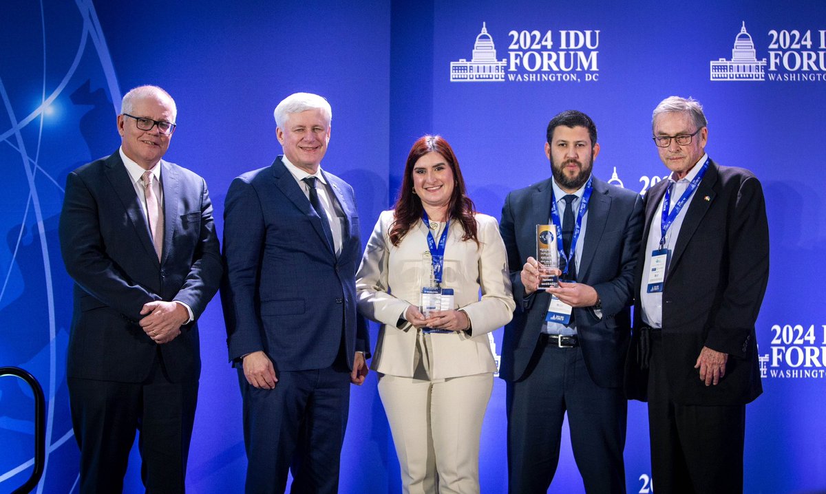 The IDU was proud to present its 2024 Bush-Thatcher Award for Freedom to #Venezuela’s Democratic Opposition and its People, represented by <a href="/MariaCorinaYA/">María Corina Machado</a> and <a href="/delsasolorzano/">Delsa Solorzano</a>. 

The Venezuelan people deserve to see their country’s democratic destiny fulfilled and, through the