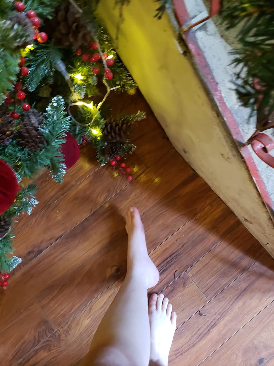 BuiChien90's tweet photo. #feetِ #sole #Girls2 #chandep #chanxinh #sexy #vietnamese #Chinese #Japan #feetvietnam https://t.co/KgYqBOsND1