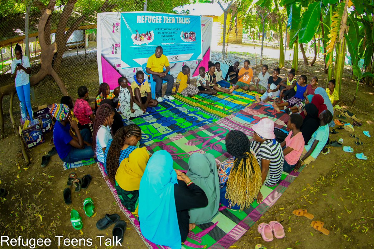 Refugee Teens Talk tweet media