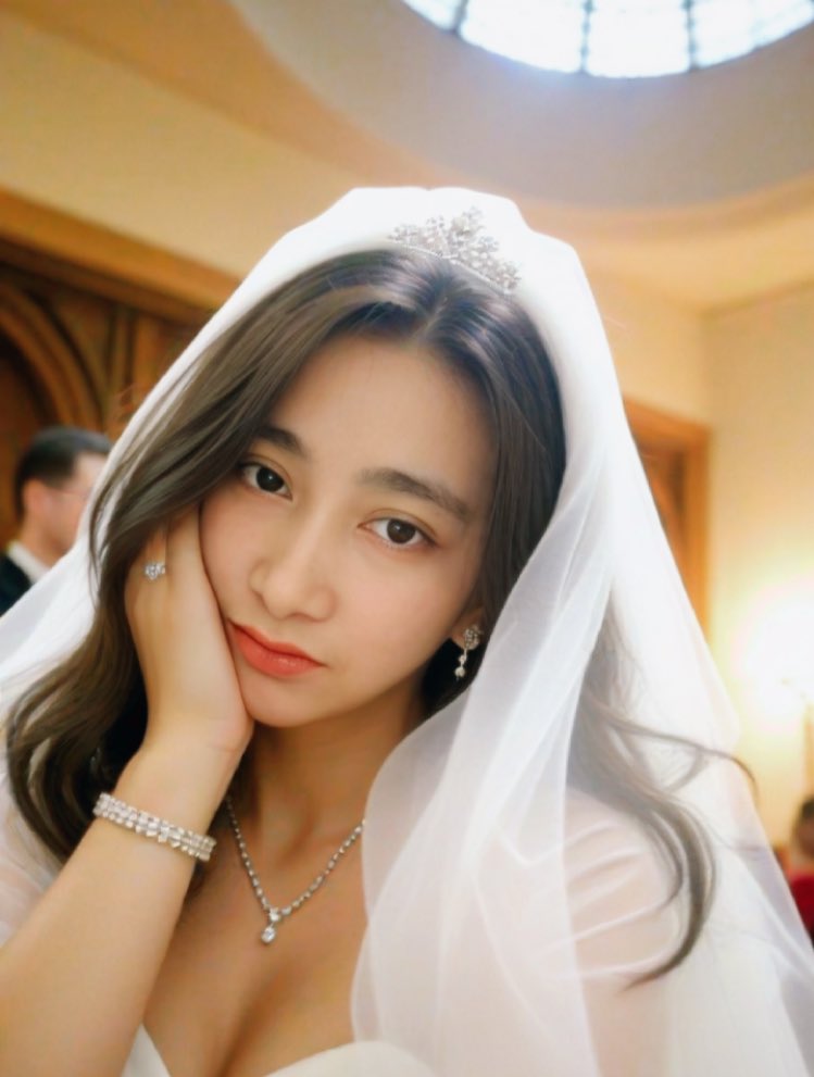 dinalusyfianti's tweet photo. Cakep uga gue https://t.co/OAnA9wkphg