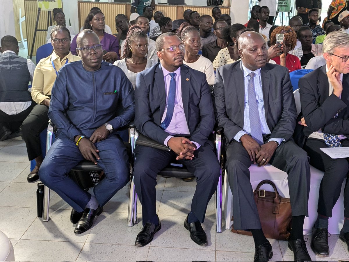 TerManyag1's tweet image. As we celebrate International Human Rights Day, I am committed to continuing my advocacy for the human rights of all individuals in South Sudan

@sshrdNetwork
@freedomhouse
@FrontLineHRD
#Humanrightsfirst