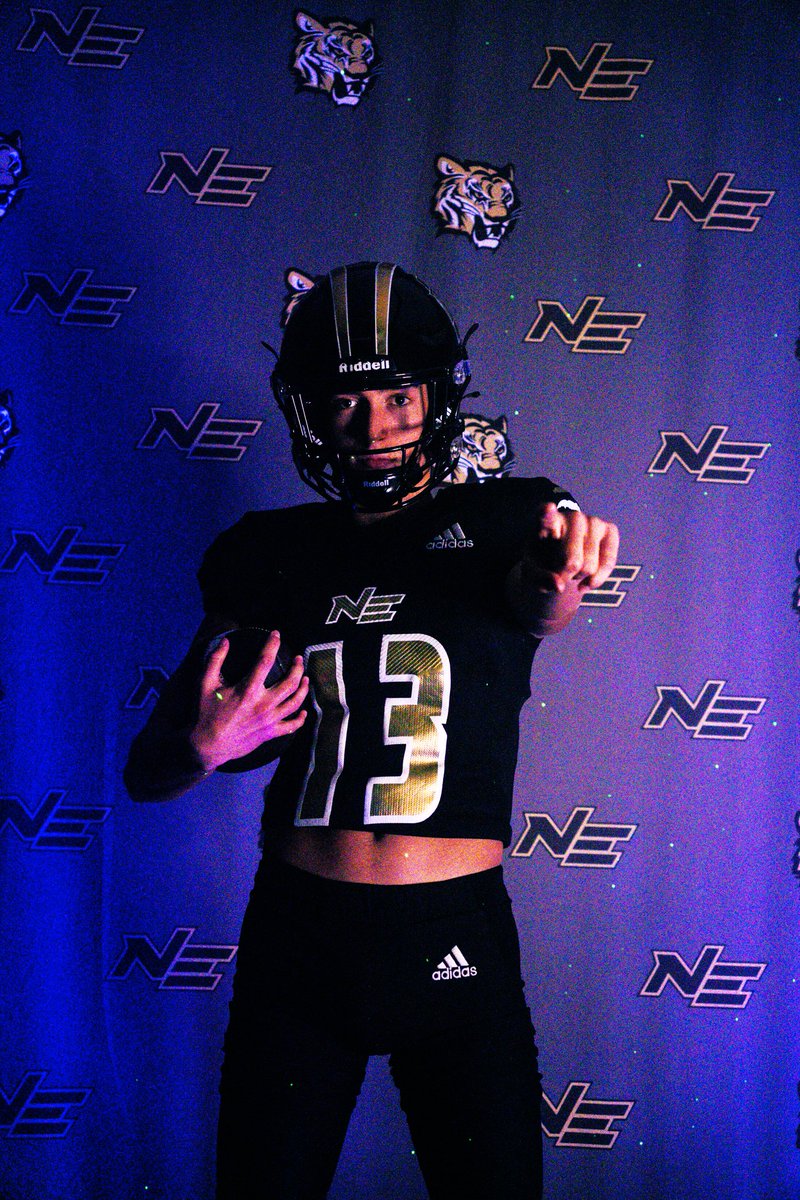 Jeb Bolen (@jebbolen) on Twitter photo After a great visit and talk with <a href="/CoachGDavisFB/">Greg Davis</a> I am blessed to have received an offer from Northeast CC. #AGTG
<a href="/coachcannon97/">Coach Sean Cannon</a> <a href="/CRStubblefield/">Cody Stubblefield</a> <a href="/pkendallmurphy/">Kendall Murphy</a> <a href="/ColeRotenberry/">cole rotenberry</a> <a href="/CoachCurbow/">Coach Curbow</a> After a great visit and talk with <a href="/CoachGDavisFB/">Greg Davis</a> I am blessed to have received an offer from Northeast CC. #AGTG
<a href="/coachcannon97/">Coach Sean Cannon</a> <a href="/CRStubblefield/">Cody Stubblefield</a> <a href="/pkendallmurphy/">Kendall Murphy</a> <a href="/ColeRotenberry/">cole rotenberry</a> <a href="/CoachCurbow/">Coach Curbow</a>