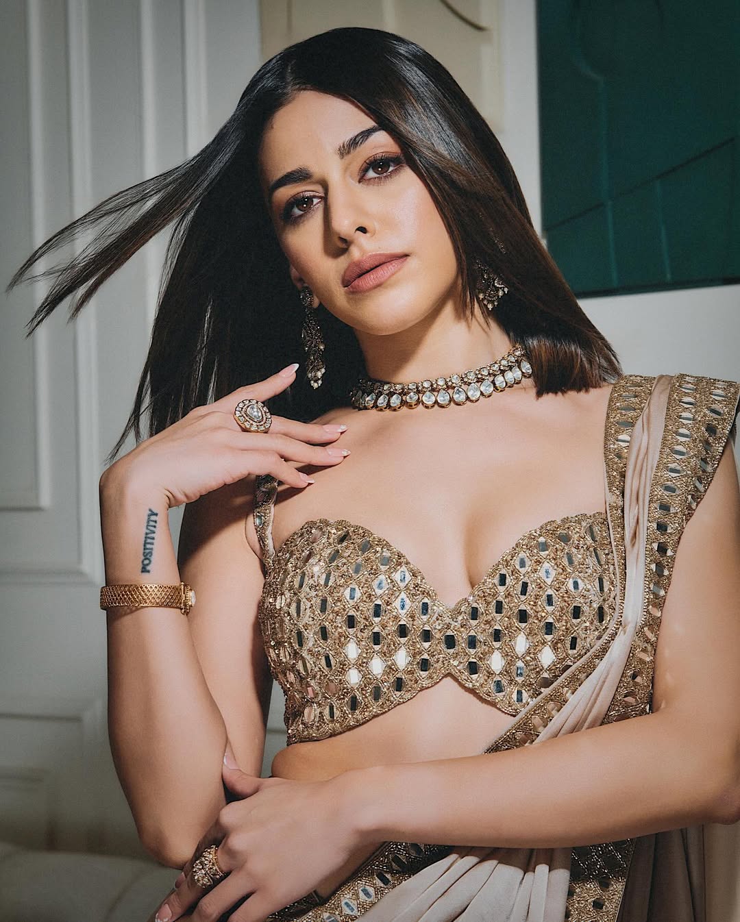 Gec_sviWIAAWaLQ?format=jpg&name=large