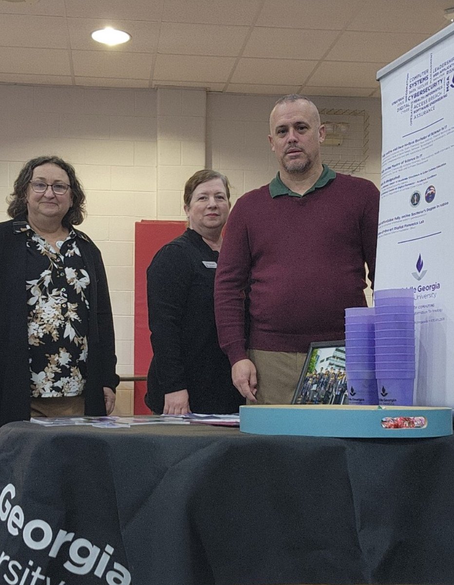 Dr. Stephanie Edge, Dr. Shaun Hope, and Dr. Valerie Mercer greeted over 200 Dodge County HS students on Thursday, December 5. The professors shared information technology and computer science dual enrollment, certificate, and degree program information with juniors and seniors.