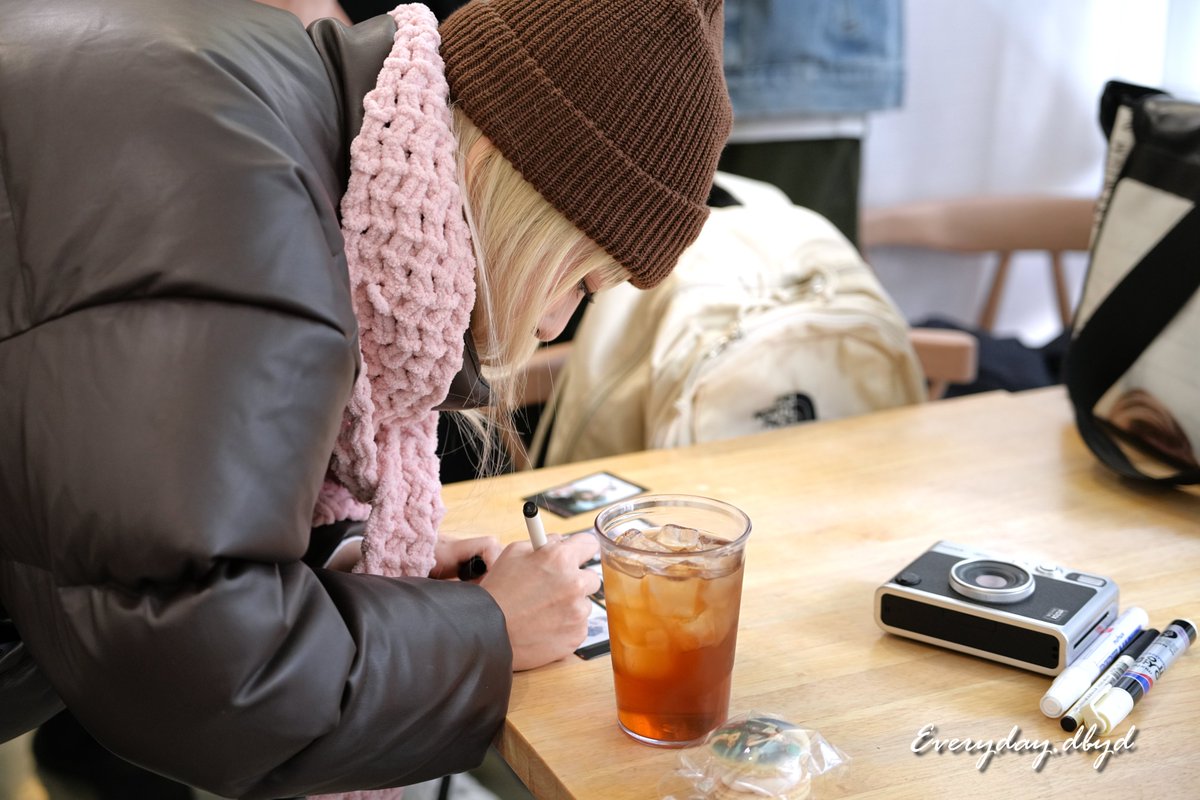 珈熙~真係好多謝你為左我專程再嚟多一次❣️

#비비 #ViVi #黃珈熙 
#幸福の花 #HAPPYVIVIDAY