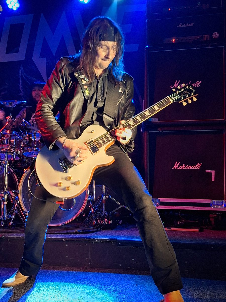 MTMNAE's tweet photo. We loved #Asomvel at Swansea Live #2 what a great night and a tough one for us to follow up!!! 💙
But we will be back at @TheBunkhouseSA1 in April for Midnight Tornado Swansea Live #3!!!
Info & tickets ▪︎ https://t.co/G1KSflbKFV
📷 @MTMNAE ☆ @MTShows https://t.co/c4OE3FpNyX