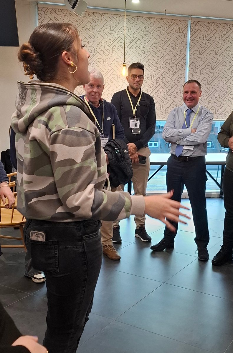 Harrogate College tweet media