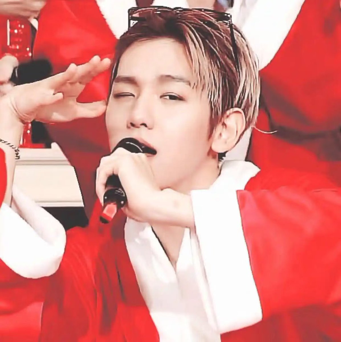 Unfair again plz🥺🥺🥺

#백현
#BAEKHYUN
#큥망진창대환장파티
#백현아_과제또하자