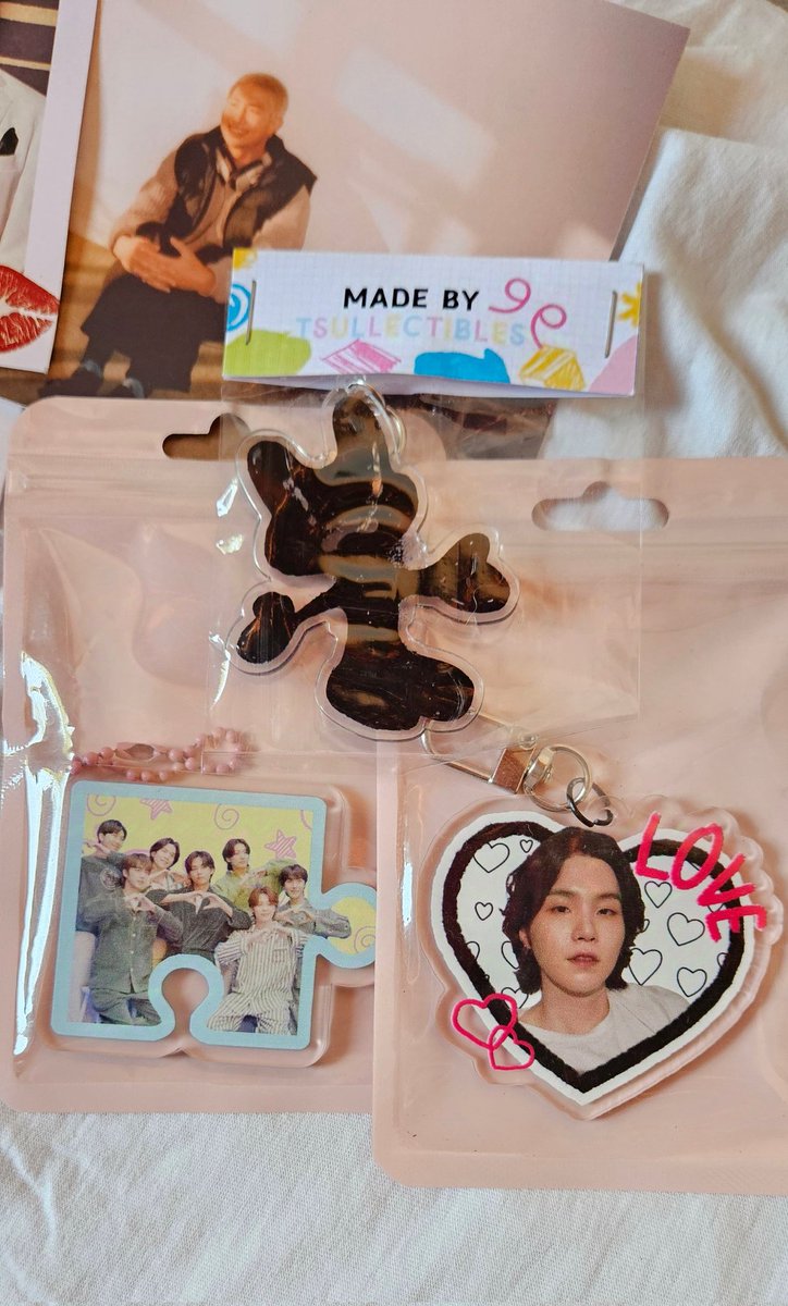 gatincollector2's tweet image. 💌 feedback super positivo para @morekstore
já nem tenho mais elogios possíveis pra ela, sempre atenciosa durante todo o processo da compra, muito obrigada por tudo Lala 🫂🩷