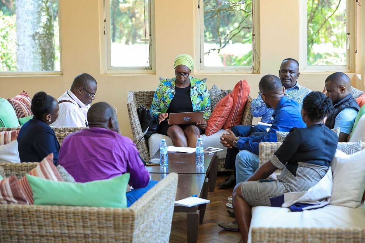 SEATINIUGANDA's tweet image. 🌍💬 Dynamic Breakout Group Work: Engaging discussions on:

1️⃣ Global efforts to combat #IFFs &amp;amp; strengthen Domestic Resource Mobilisation: Challenges &amp;amp; Opportunities.
2️⃣ Tackling Corruption, Debt, &amp;amp; Transparency in Debt Management.
3️⃣ Debt Sustainability &amp;amp; DRM: Confronting…