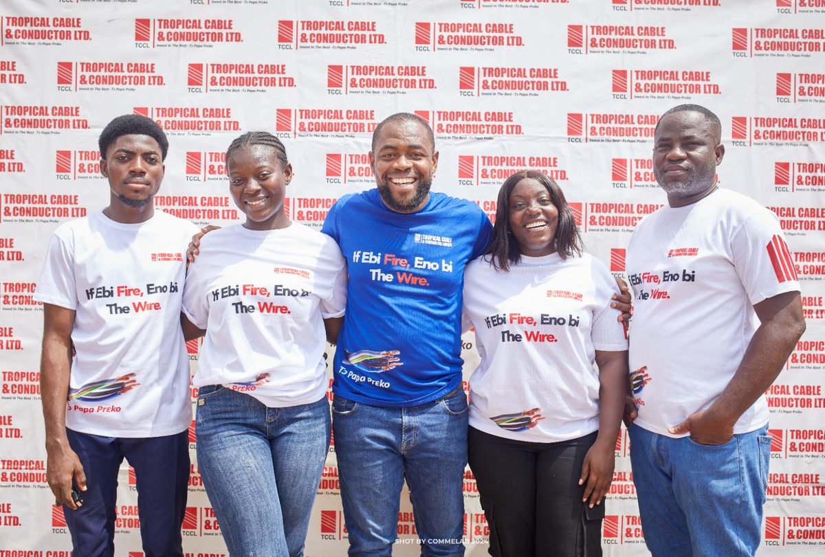 TropicalCables's tweet image. Our valued distributors, EBSA's at Community 8, Tema, highlighted their dedication and appreciation to their loyal customers.
This is a reflection of what we achieve together as a team. 
Cheers to continued growth and excellence with TCCL!

#TropicalCables #TɔPapaPrɛko #FRLS