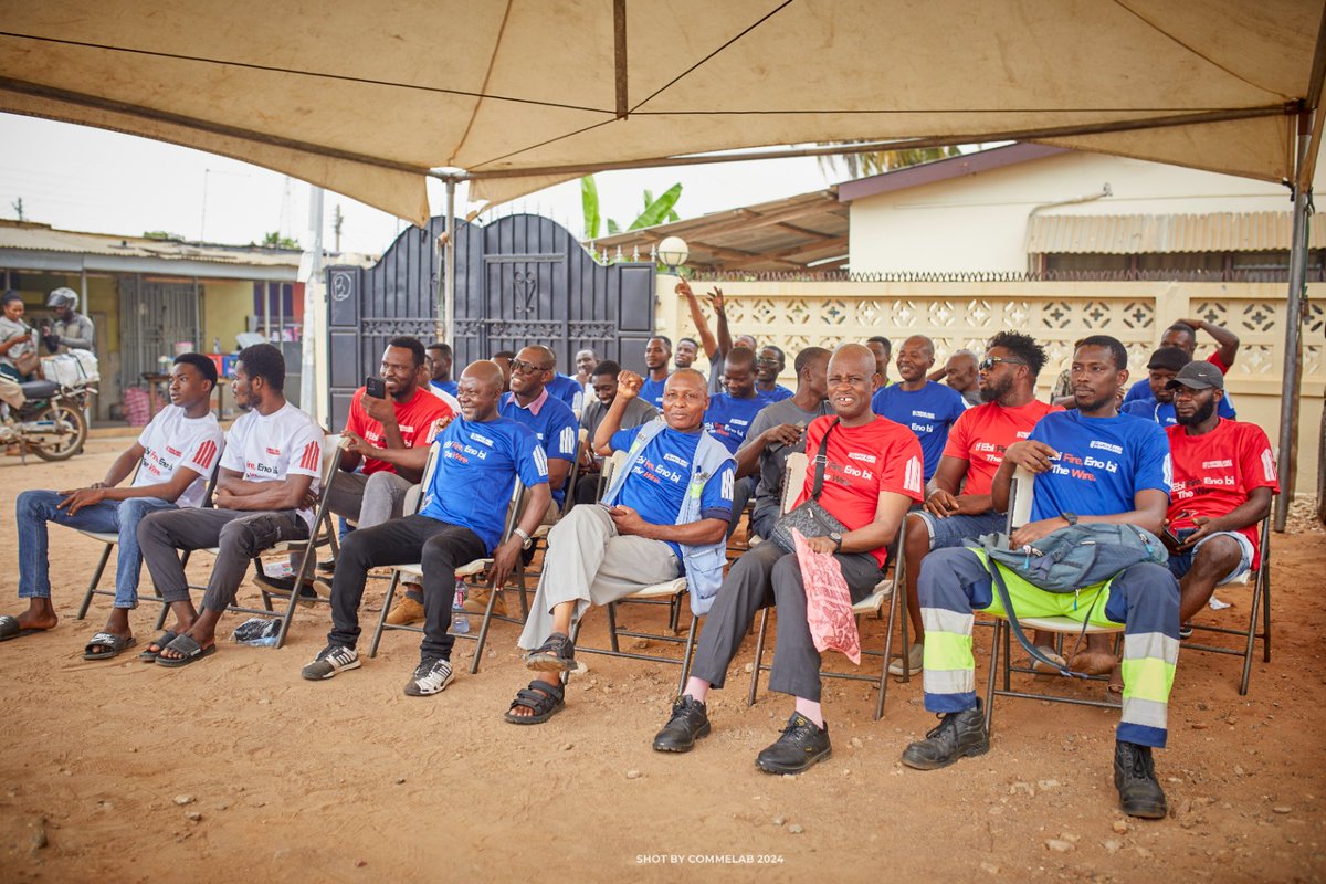 TropicalCables's tweet image. Our valued distributors, EBSA's at Community 8, Tema, highlighted their dedication and appreciation to their loyal customers.
This is a reflection of what we achieve together as a team. 
Cheers to continued growth and excellence with TCCL!

#TropicalCables #TɔPapaPrɛko #FRLS