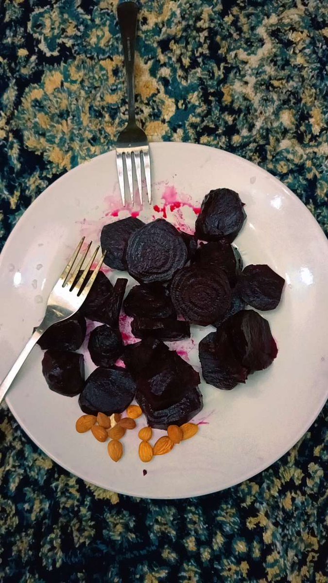 Emranonline's tweet image. Va khur arman n korom zindagia 😋