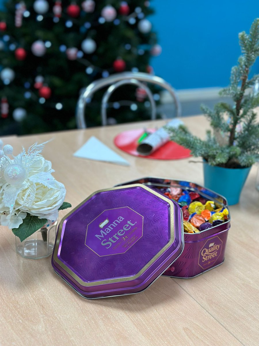 We’re all ready to welcome our amazing guests to the Manna Kitchen for our Christmas events this week! We can’t wait to feast with you all! 🥳🎄🎅🏼
#communitykitchen #christmasfood #BetterTogether #loveyourcommunity