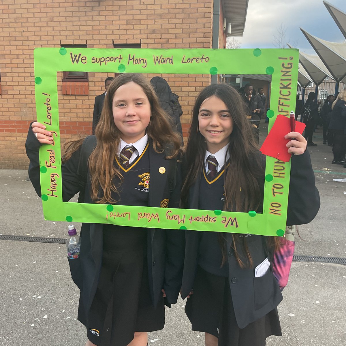 ChaplainLHS's tweet photo. @loretochorlton could not wait to add their message of Hope. True agents of change #Internationality #OurLadyOfLoreto #Advent2024 @marywardloreto @IbvmE @ibvmngo @RCSalfordEd @SalfordDiocese https://t.co/hooPZJyPM3