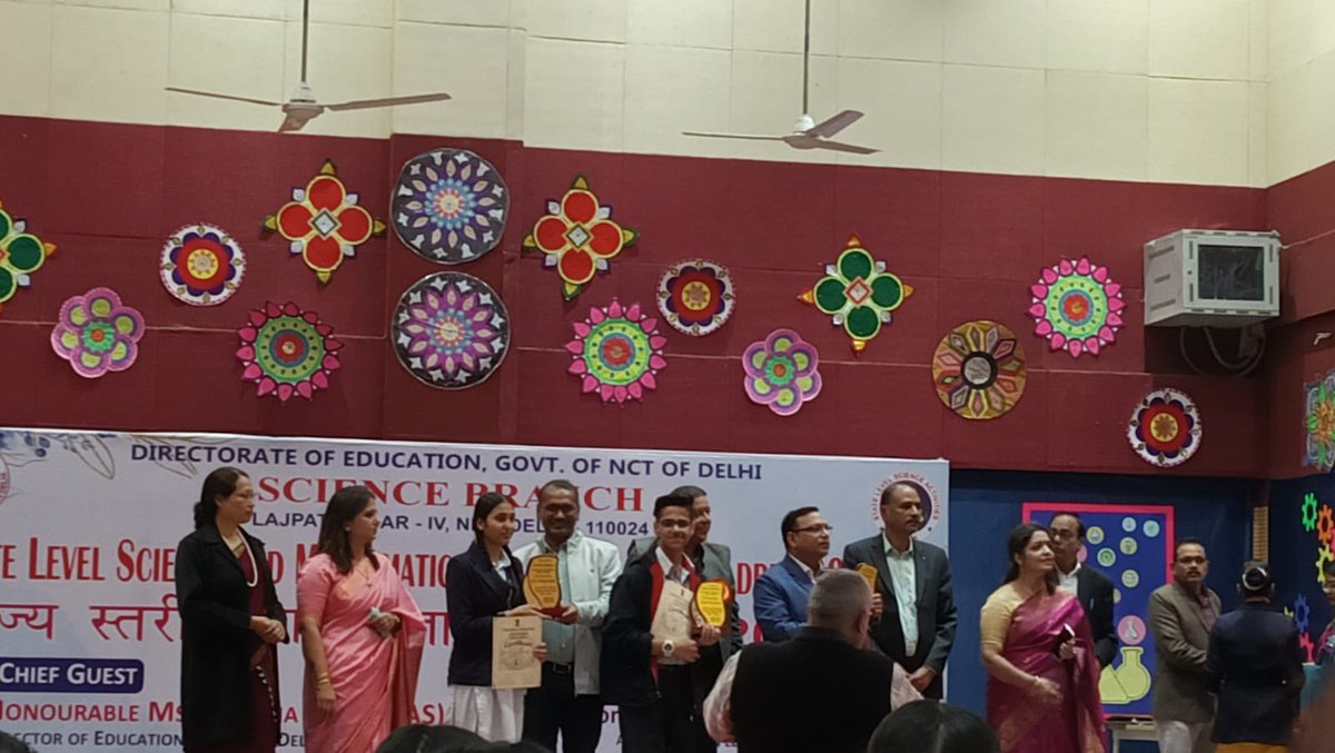 SkvDhakka's tweet photo. SKV Dhakka 1309025  celebrates the outstanding achievement of our students, adding another feather to our school’s cap! 🏆 National-Level Selection -Model Yatrirakshak. Kudos to the students’  unwavering support of our HOS for making this possible!
@Dir_Education
@atishi_maarlena https://t.co/SRE4d4HVLH