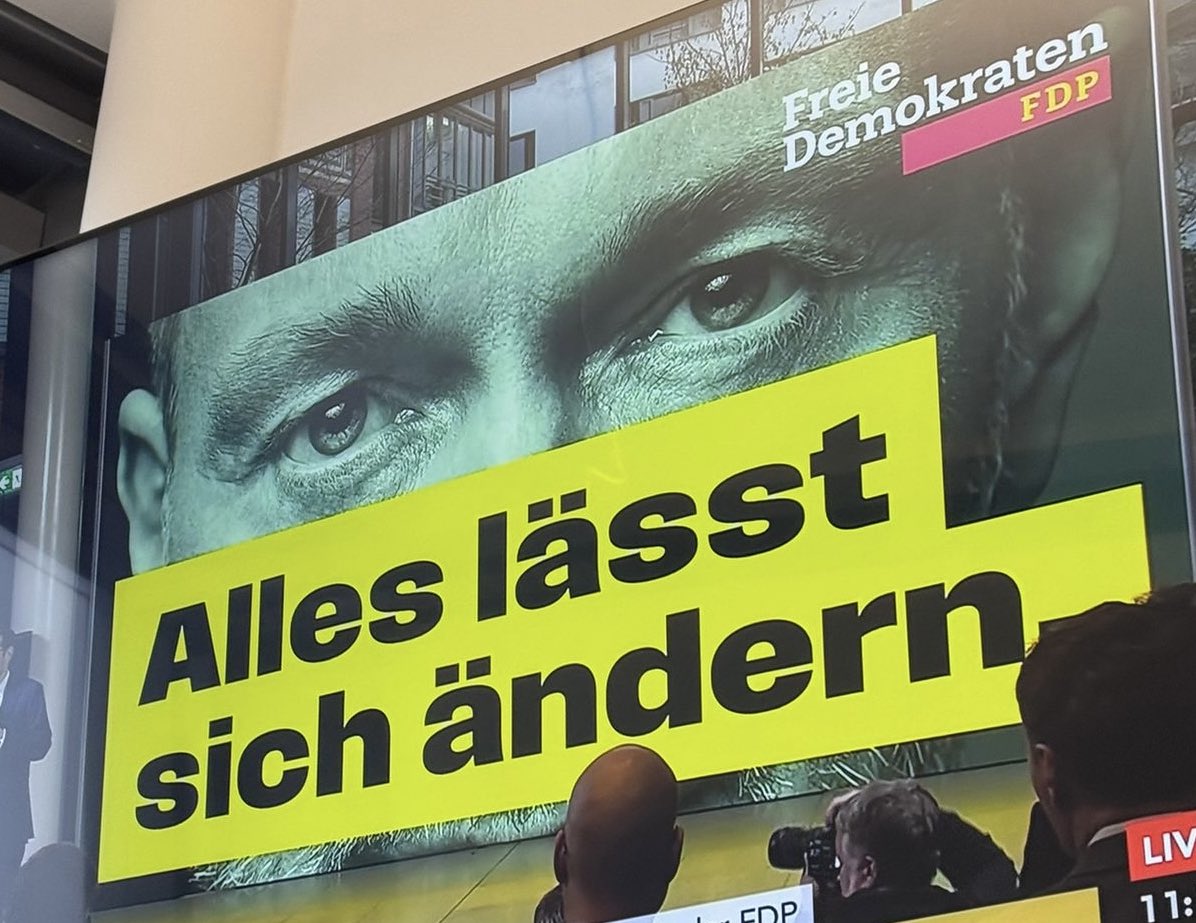 mel__aura's tweet photo. Bis auf den FDP Vorsitzenden.😒 https://t.co/zolNHrtsL0