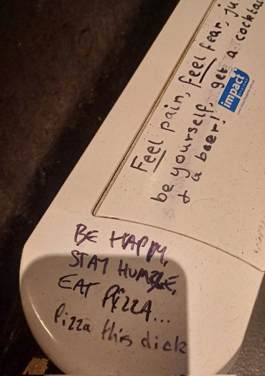 Canning_Box's tweet photo. Bar graffiti i found https://t.co/AweCeTcaUe