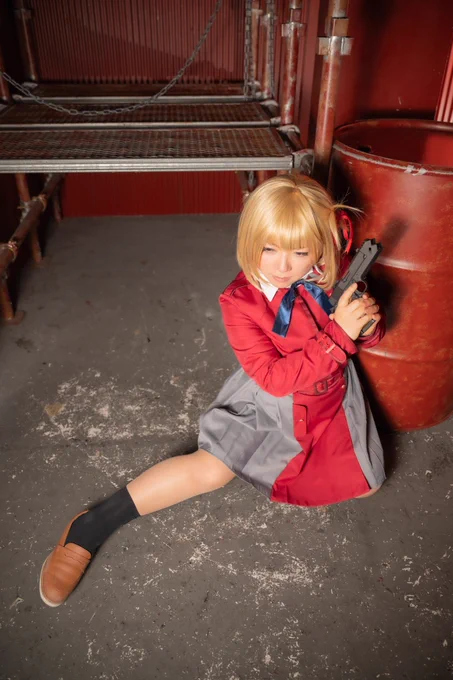 #今年買ってよかったもの #リコリコ の #千束の銃 #ドレス 出版社のパーティ用に一式(*^^*)来年も呼ばれるように頑張りたいな#コードギアス の18万円のルルーシュ&CCフュギュア来年はファン活動全力で(笑)コスプレはギアス中心でいろいろやりたい(*^^*) 