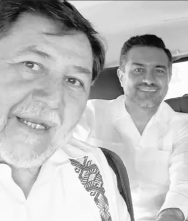 "Yunes no está solo..."
Dice Gerardo Fernández Noroña sobre Miguel Ángel Yunes Márquez.
Por mi, que CHASM los dos.
Punto.
¿Sí o No?