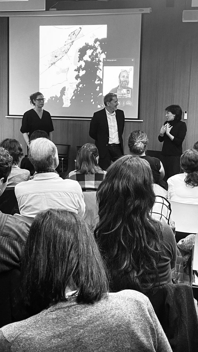 nundo_'s tweet image. Gracias.

Ayer, en la presentación del libro, tuvimos la oportunidad de compartir un espacio de reflexión y diálogo, enriquecido por la participación de Andrés Rubio.

#rehacerciudad #NUNDO