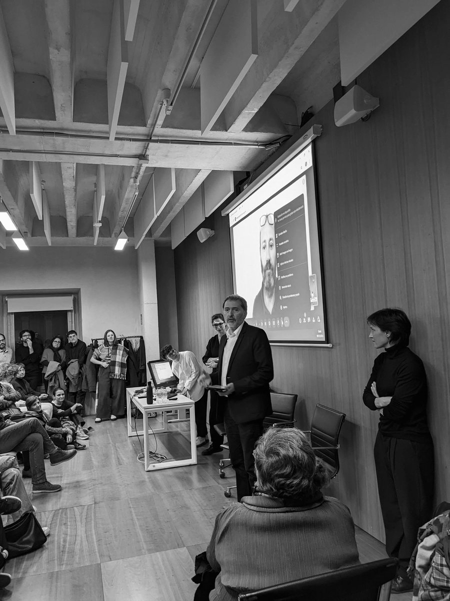 nundo_'s tweet image. Gracias.

Ayer, en la presentación del libro, tuvimos la oportunidad de compartir un espacio de reflexión y diálogo, enriquecido por la participación de Andrés Rubio.

#rehacerciudad #NUNDO