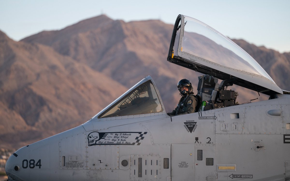 AirNatlGuard's tweet image. You voted and the November 2024 #GuardPic comes from the @IDNationalGuard!

Staff Sergeant Joseph R. Morgan captured this photo of an A-10 Thunderbolt II pilot assigned to the @124FighterWing during Green Flag on Nellis Air Force Base, Nevada, Nov. 5, 2024.