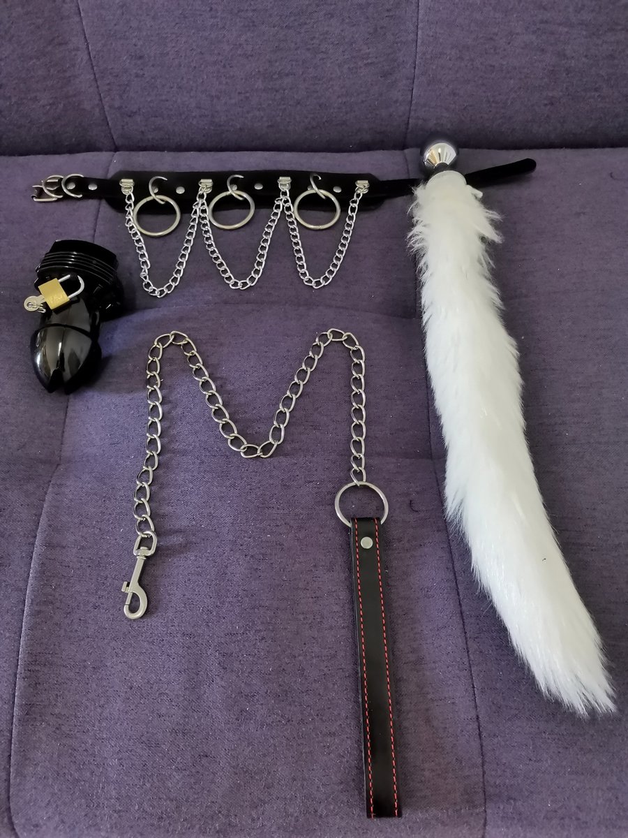 MaskQueenCD's tweet image. 四选一，选择一个属于你的#变装 #crossdress #ladyboy #超高跟 #丝袜 #伪娘 #大屌萌妹 #三性 #虐恋