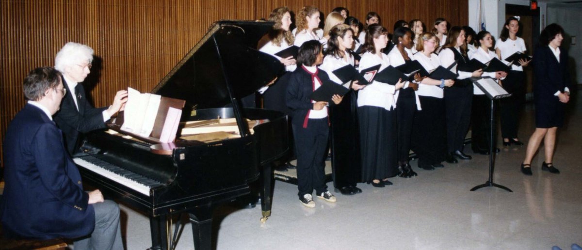 Framingham State Alumni Association tweet media