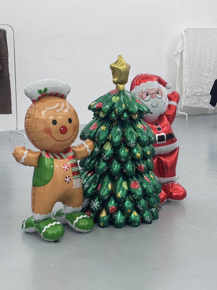 SnazzyTaste's tweet photo. Happy to collab with @UAL CSSA and #PHL to attend this year's amazing Christmas market! 🎄

Find our booth at SE11 5RB, London to have a close look at our premium products 🤩 

You don't want to miss out!

📆09/12-15/12
⌚️10:30am-7pm https://t.co/95vv78o1ec
