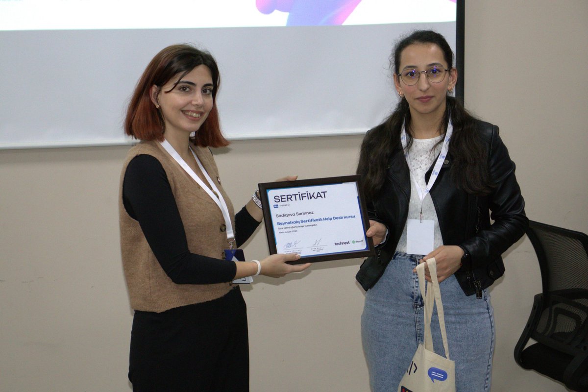 gabalaptm_eduaz's tweet image. 📢Qəbələ Dövlət Peşə Təhsil Mərkəzinin bir qrup heyəti və tələbələri  Beynəlxalq sertifikatlar qazanıblar. 

#PeşəTəhsili #EduAz
#QəbələDövlətPeşəTəhsilMərkəzi #Technest #StartİT  #HelpDesk #TəqaüdProqramı