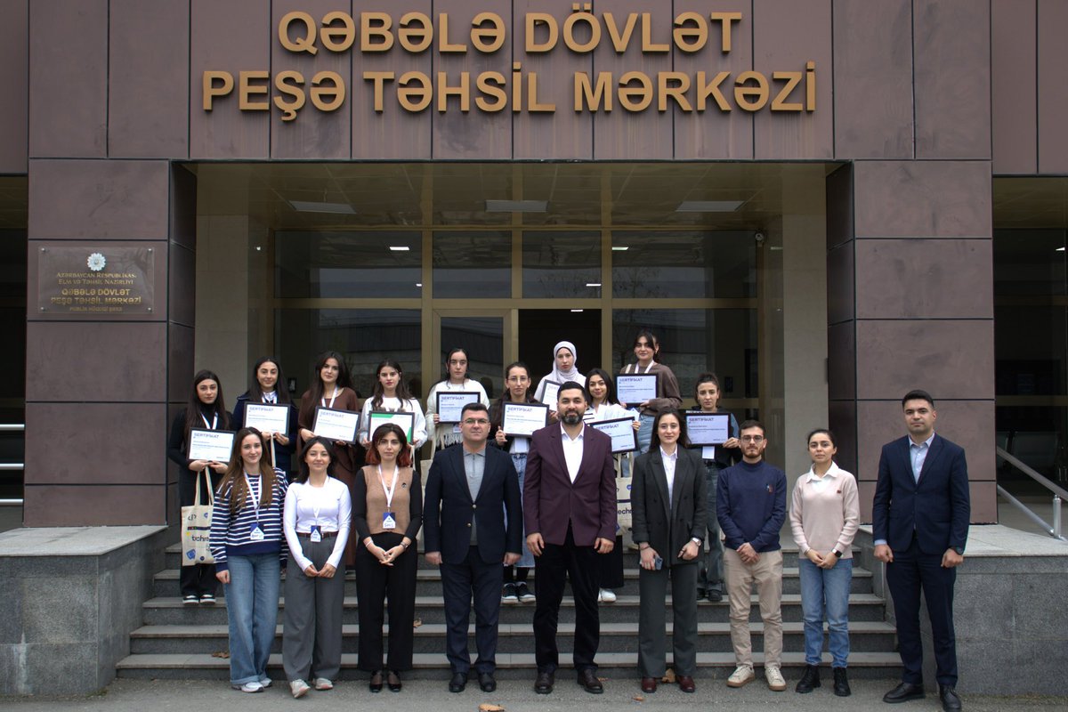 gabalaptm_eduaz's tweet image. 📢Qəbələ Dövlət Peşə Təhsil Mərkəzinin bir qrup heyəti və tələbələri  Beynəlxalq sertifikatlar qazanıblar. 

#PeşəTəhsili #EduAz
#QəbələDövlətPeşəTəhsilMərkəzi #Technest #StartİT  #HelpDesk #TəqaüdProqramı