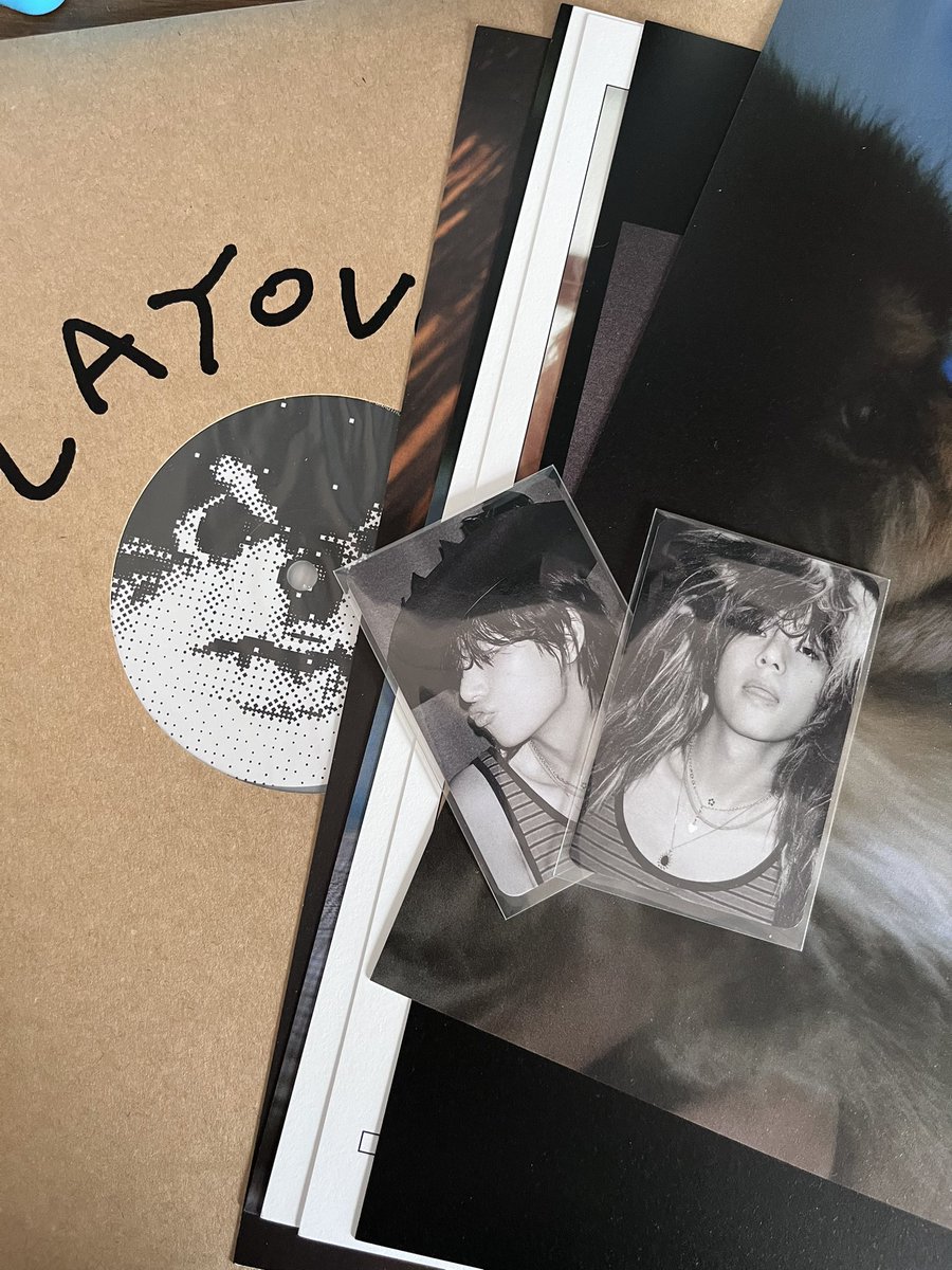 taehyungvoltou's tweet image. feedback super positivo para a @morekstore por fazer ceg do vinil de layover, foi super rápido e tranquilo!! muito bem embalado 💜